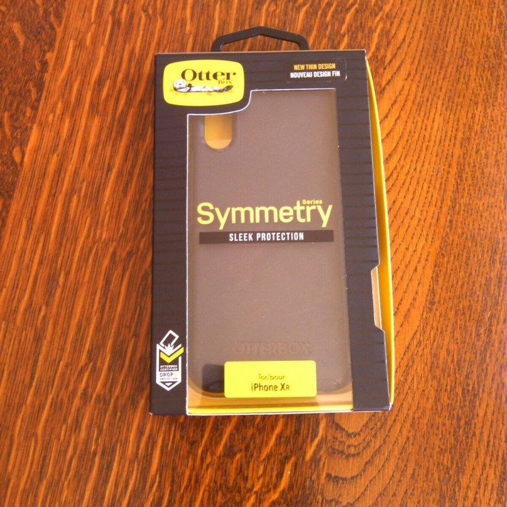 Phone Case Apple iPhone XR Otterbox Black Symmetry Series Sleek Protection Thin